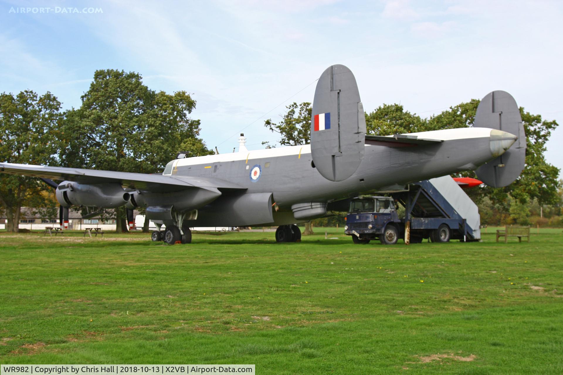 WR982, 1958 Avro 716 Shackleton MR.3/3 C/N 8106M, Gatwick Aviation Museum