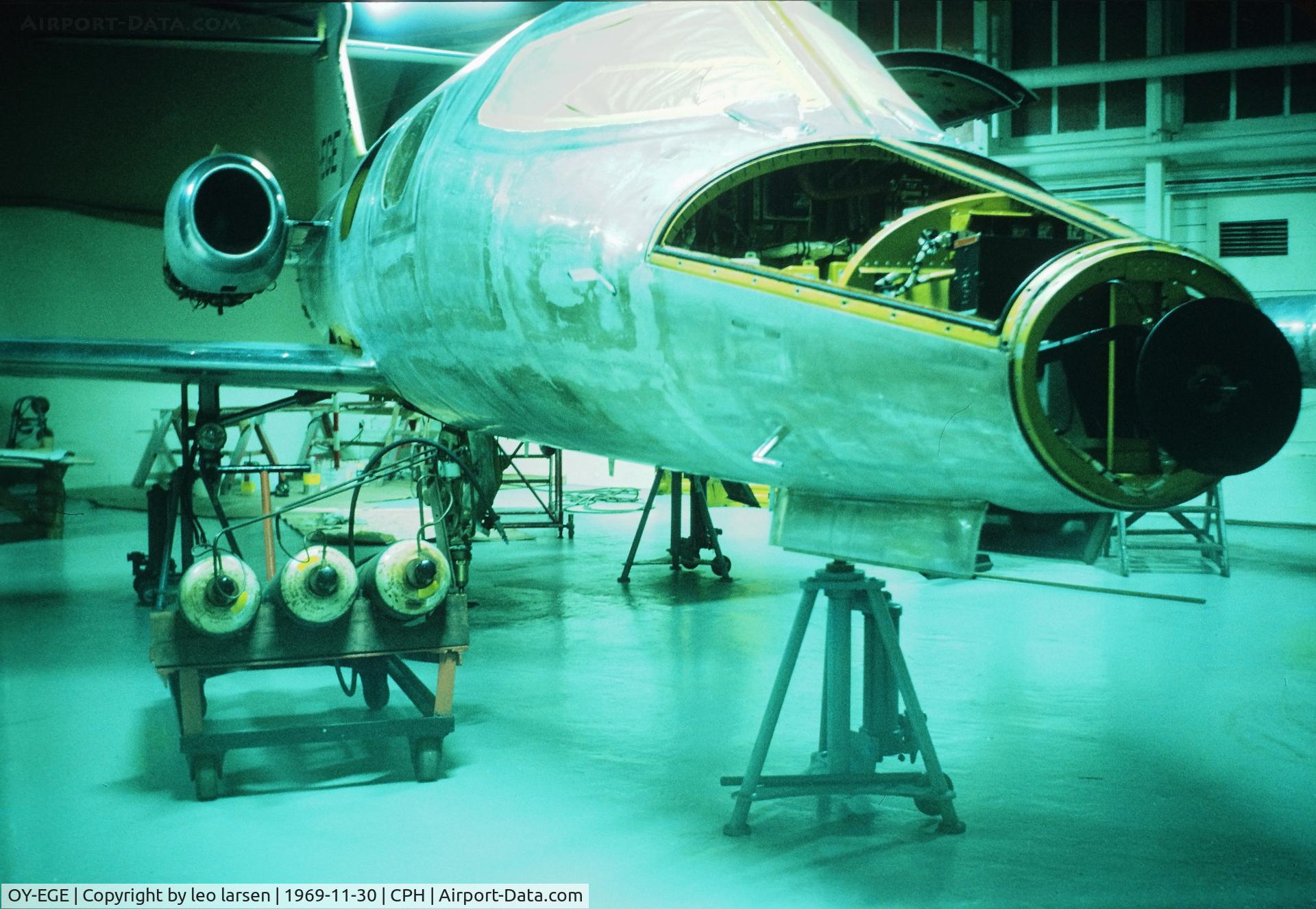 OY-EGE, 1966 Learjet 24 C/N 24-124, Copenhagen HG 142 1970