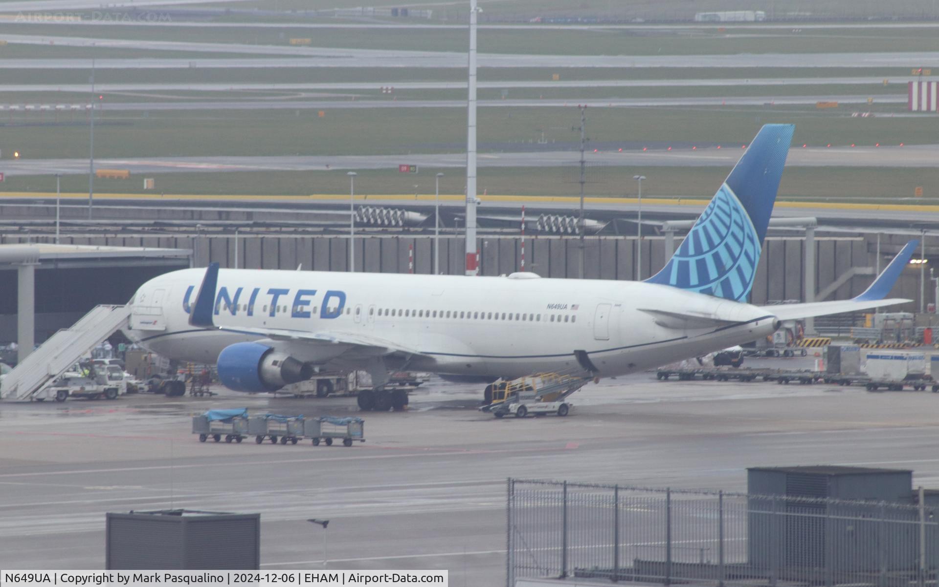 N649UA, 1992 Boeing 767-322 C/N 25286, Boeing 767-322