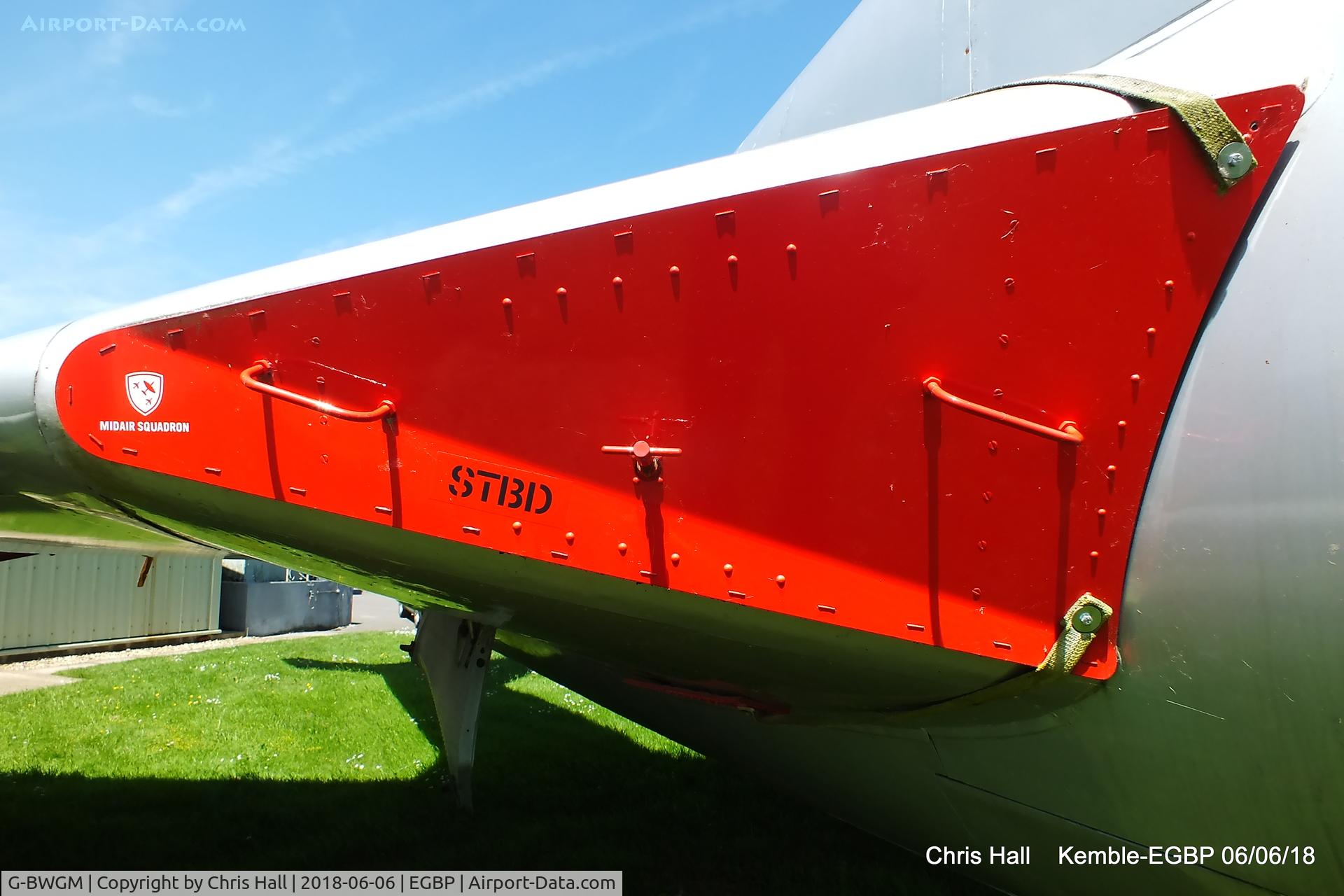 G-BWGM, 1955 Hawker Hunter T.8C C/N HABL-003008, Kemble