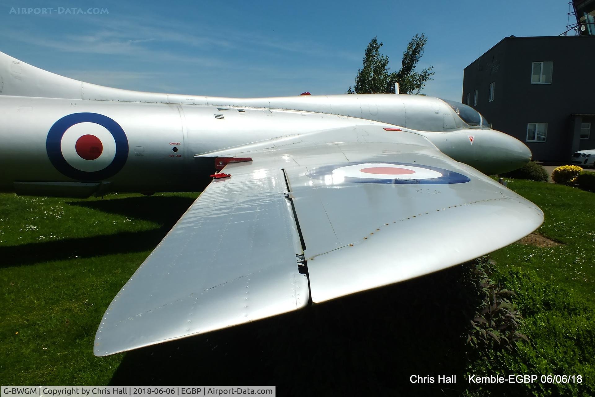 G-BWGM, 1955 Hawker Hunter T.8C C/N HABL-003008, Kemble
