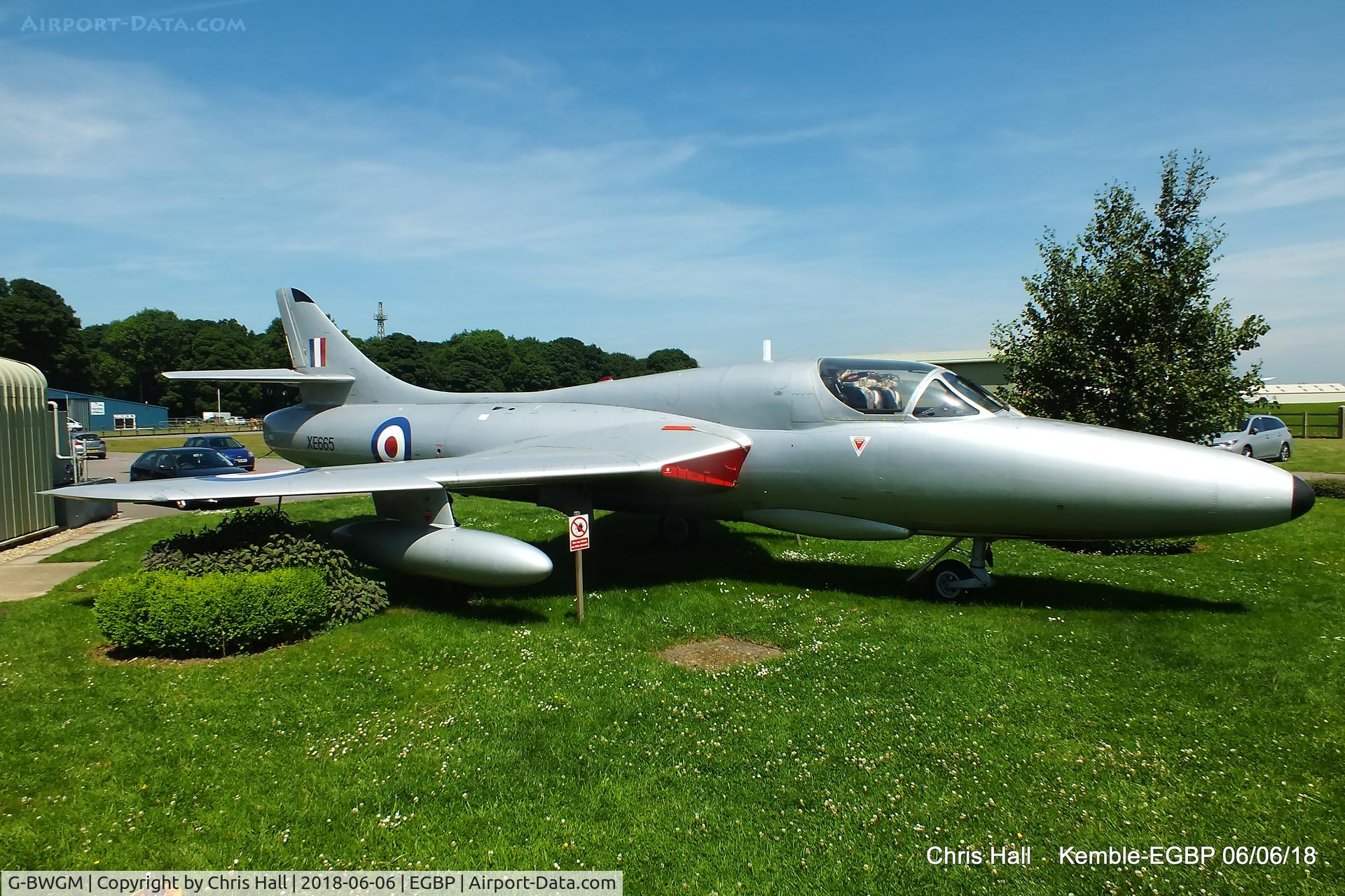 G-BWGM, 1955 Hawker Hunter T.8C C/N HABL-003008, Kemble