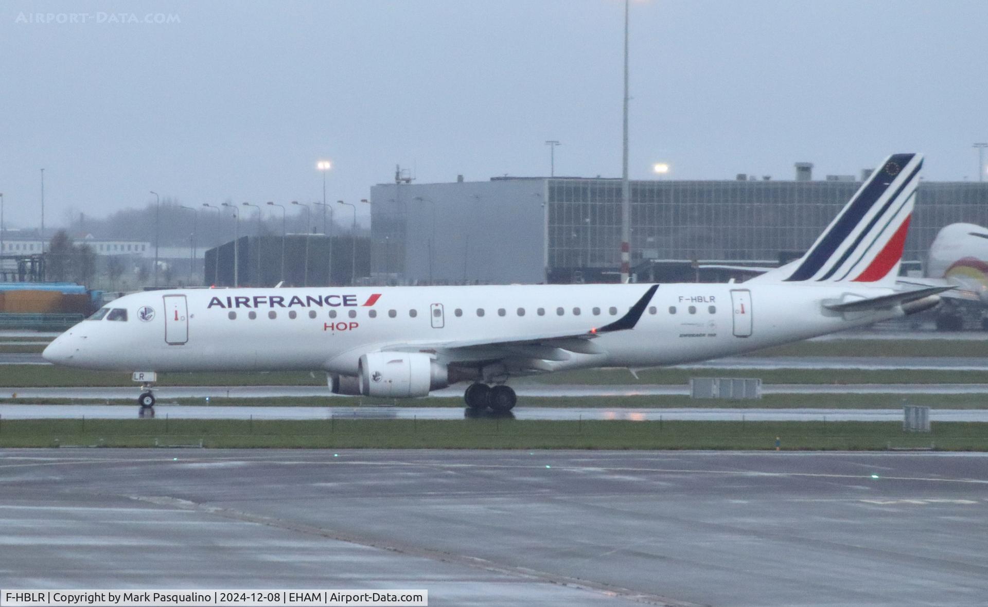 F-HBLR, 2009 Embraer ERJ-190STD (ERJ-190-100) C/N 19000322, ERJ-190-100