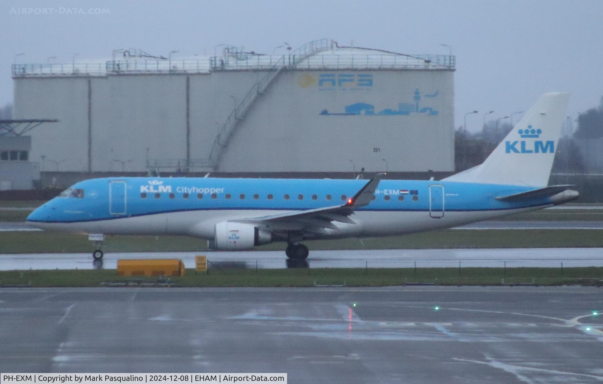 PH-EXM, 2017 Embraer 175STD (ERJ-170-200) C/N 17000639, ERJ-175STD