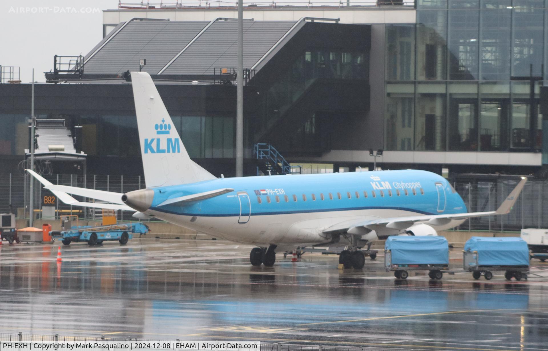 PH-EXH, 2016 Embraer 175STD (ERJ-170-200) C/N 17000564, ERJ-170-200