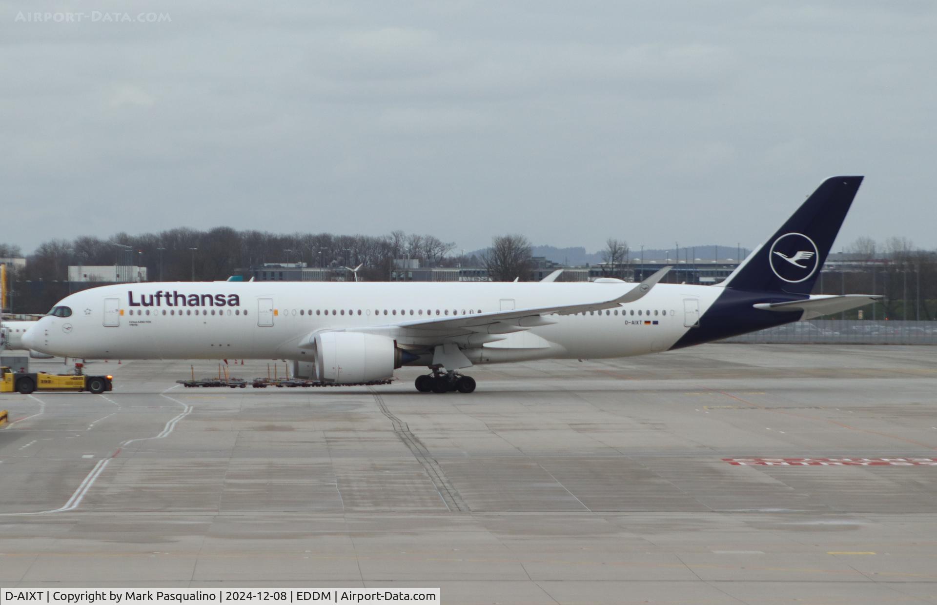 D-AIXT, 2024 Airbus A350-941 C/N 637, Airbus A350-941