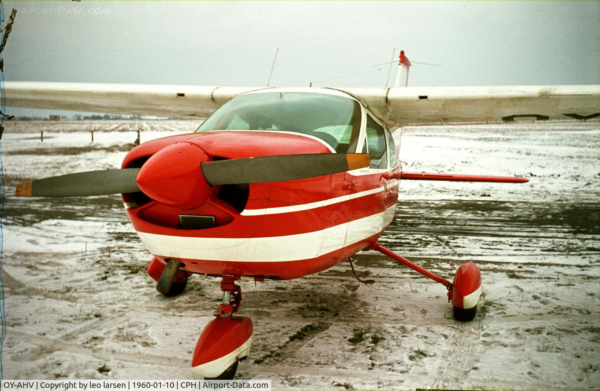 OY-AHV, 1968 Cessna 177 Cardinal Cardinal C/N 17701164, Copenhagen 10.1.1969