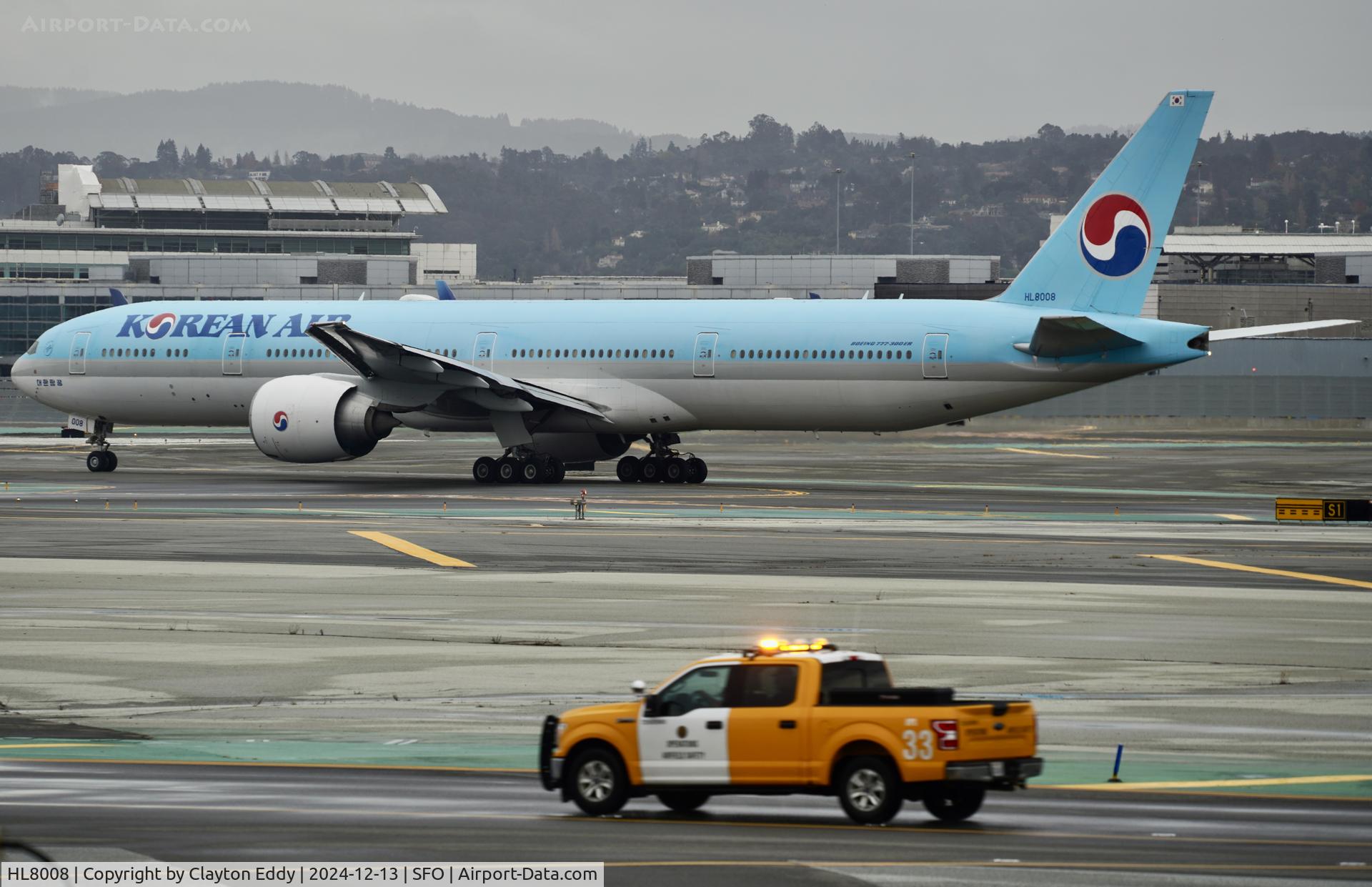HL8008, 2015 Boeing 777-3B5/ER C/N 43816, Departing to the south. SFO 2024.