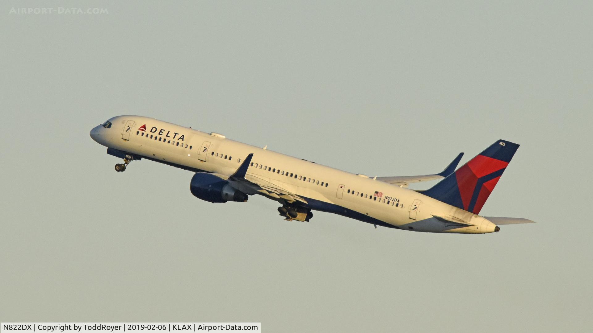 N822DX, Boeing 757-26D C/N 33966, Departing LAX on 24L