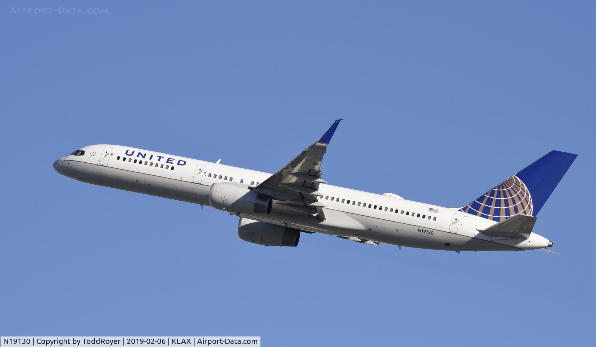 N19130, 1998 Boeing 757-224/ER C/N 28970, Departing LAX on 25R