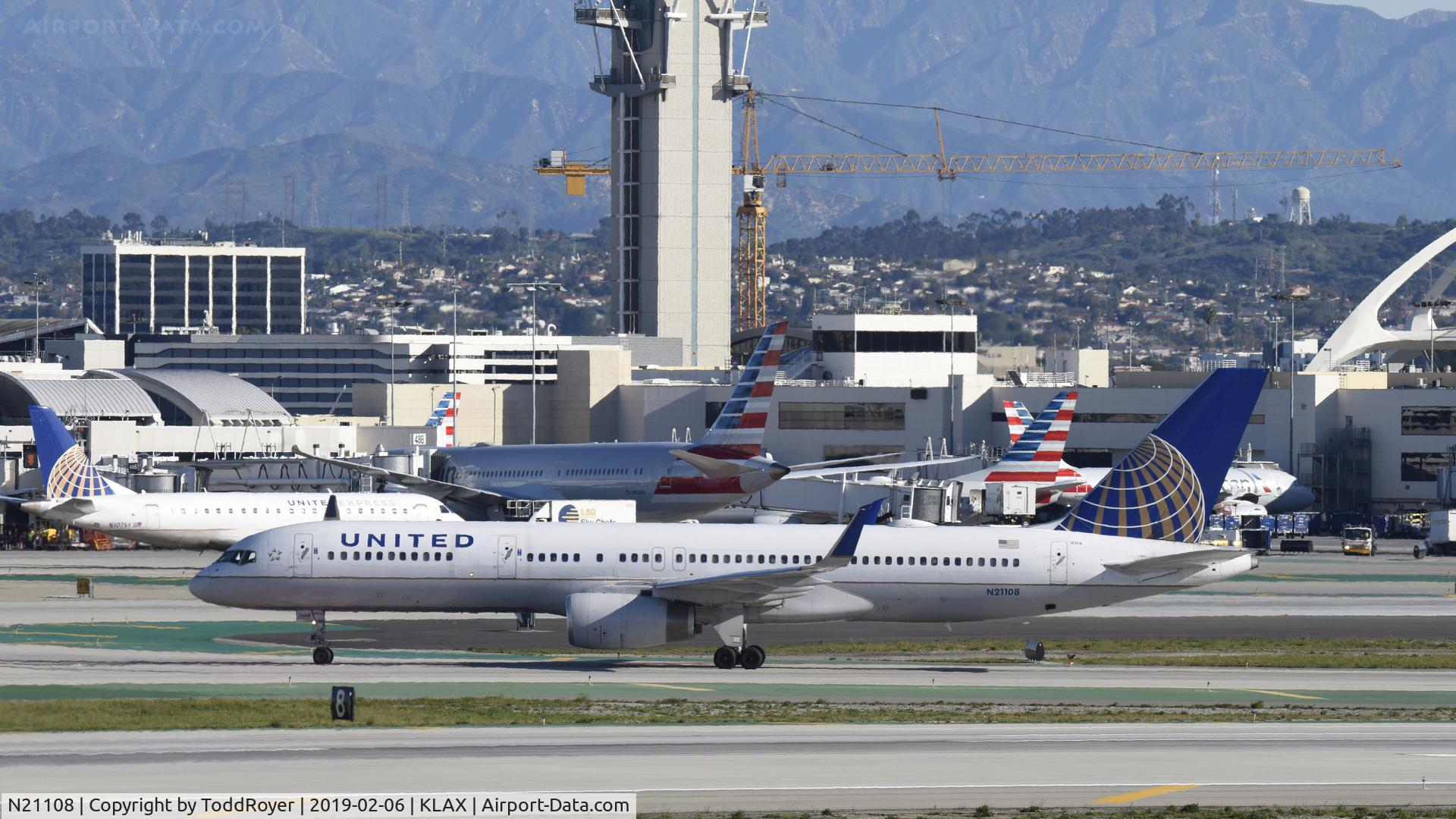 N21108, 1994 Boeing 757-224 C/N 27298, Arrived at LAX on 25L