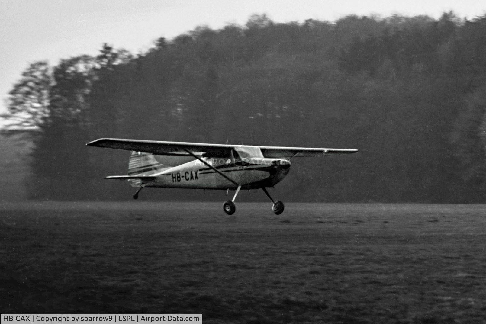 HB-CAX, 1950 Cessna 170A C/N 19644, Scanned from 6x9 negative. End of the 50ies. Original paint scheme yellow and black.