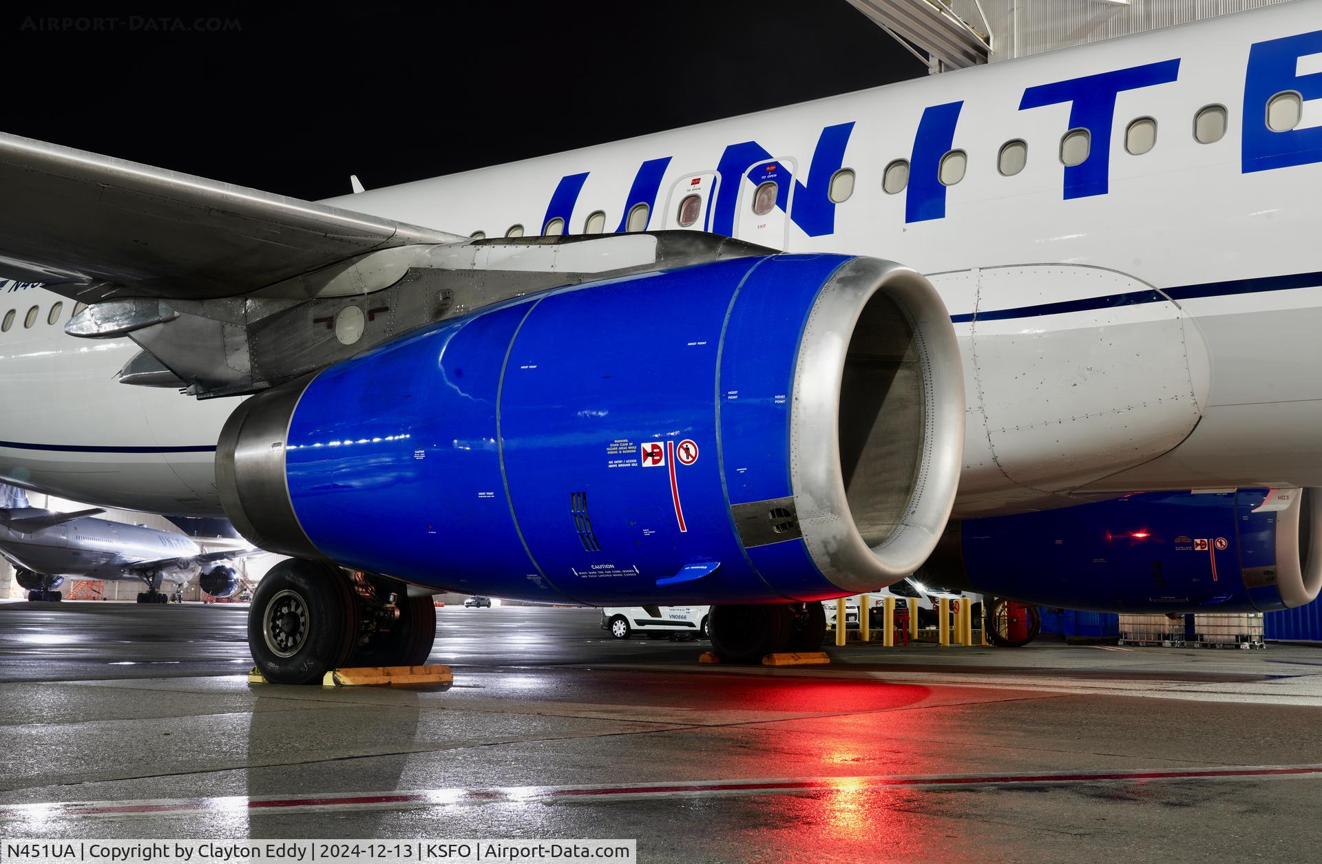N451UA, 1998 Airbus A320-232 C/N 865, SFO 2024