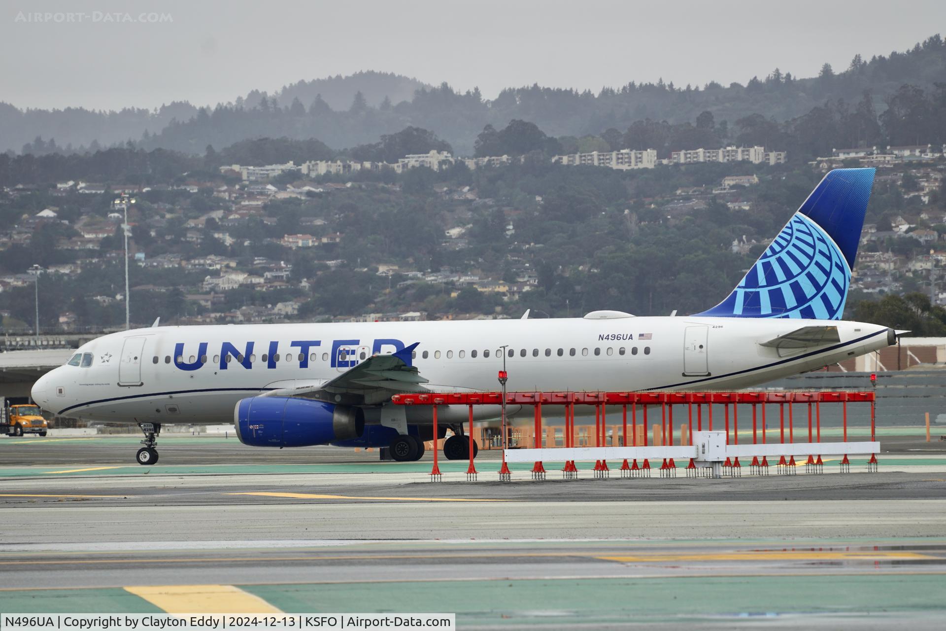 N496UA, 2002 Airbus A320-232 C/N 1845, SFO 2024