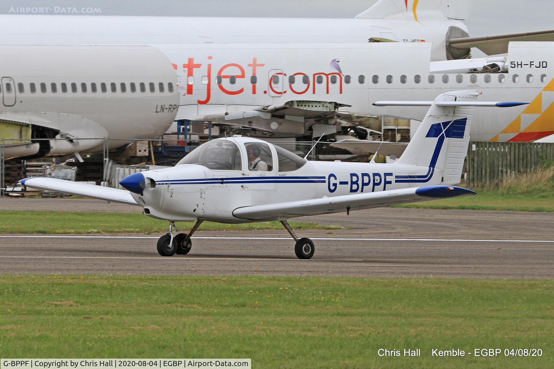G-BPPF, 1979 Piper PA-38-112 Tomahawk Tomahawk C/N 38-79A0578, Kemble