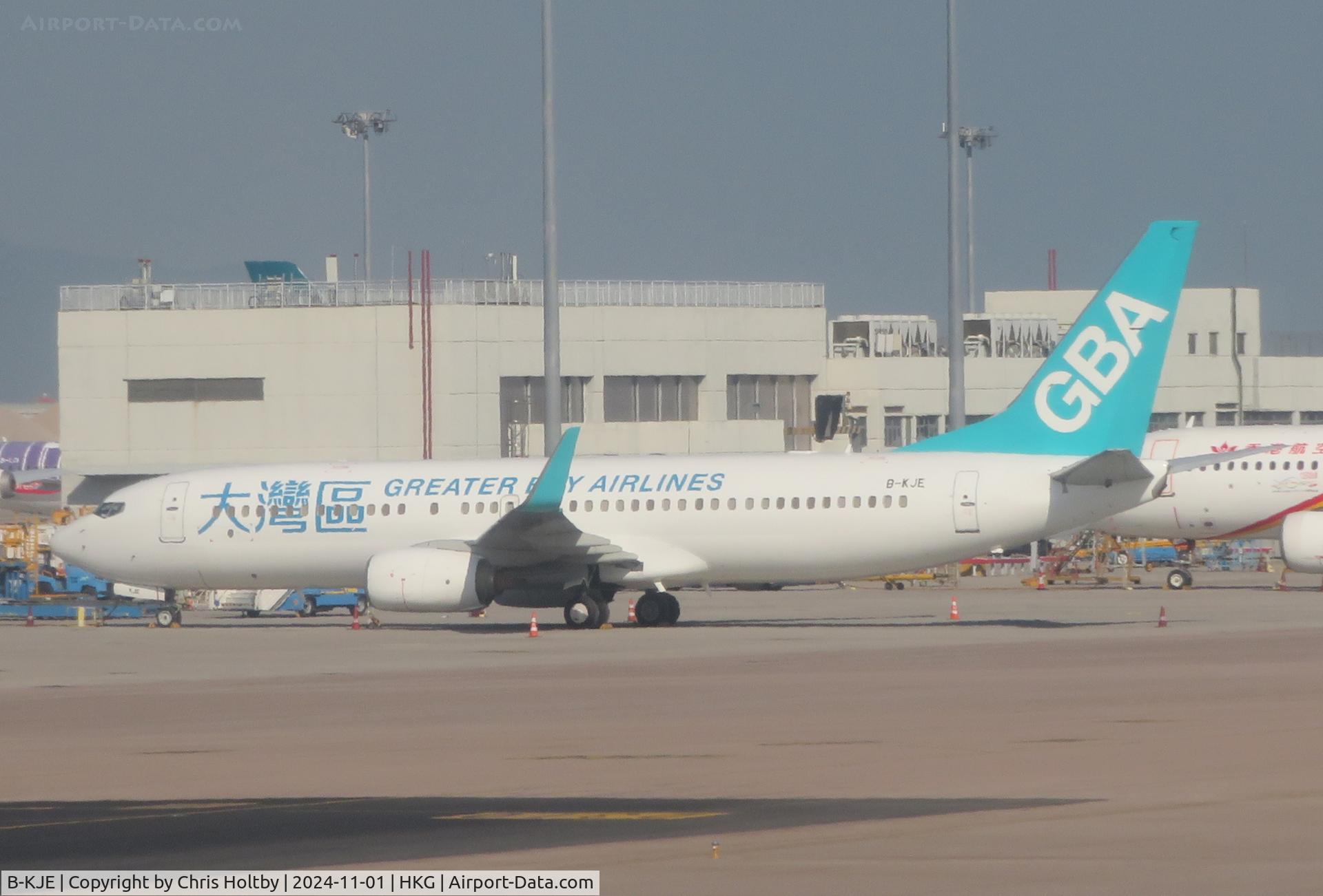 B-KJE, 2015 Boeing Boeing 737-800 C/N 61268, Parked at Hong Kong International