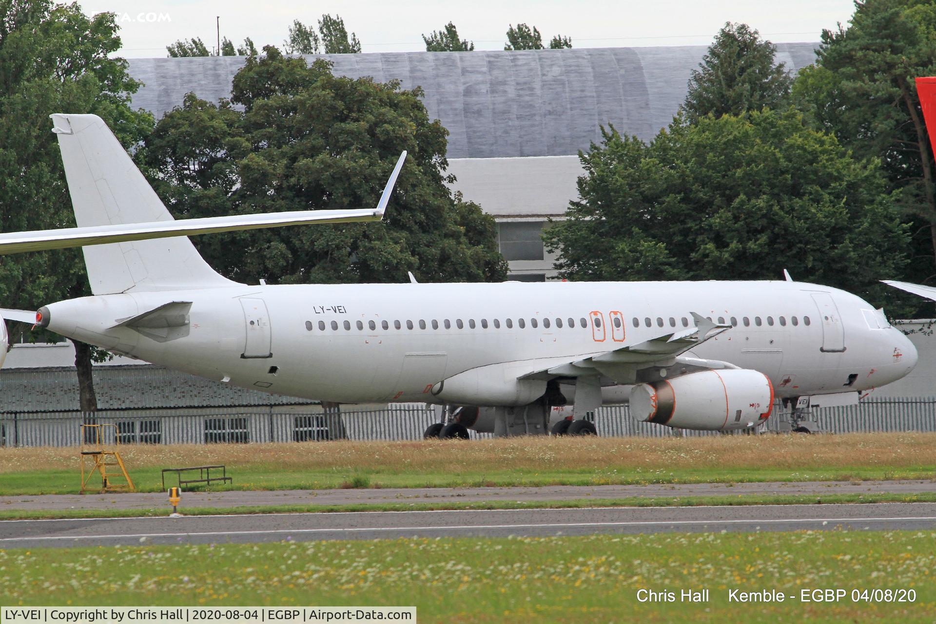 LY-VEI, 1998 Airbus A320-233 C/N 0902, Kemble
