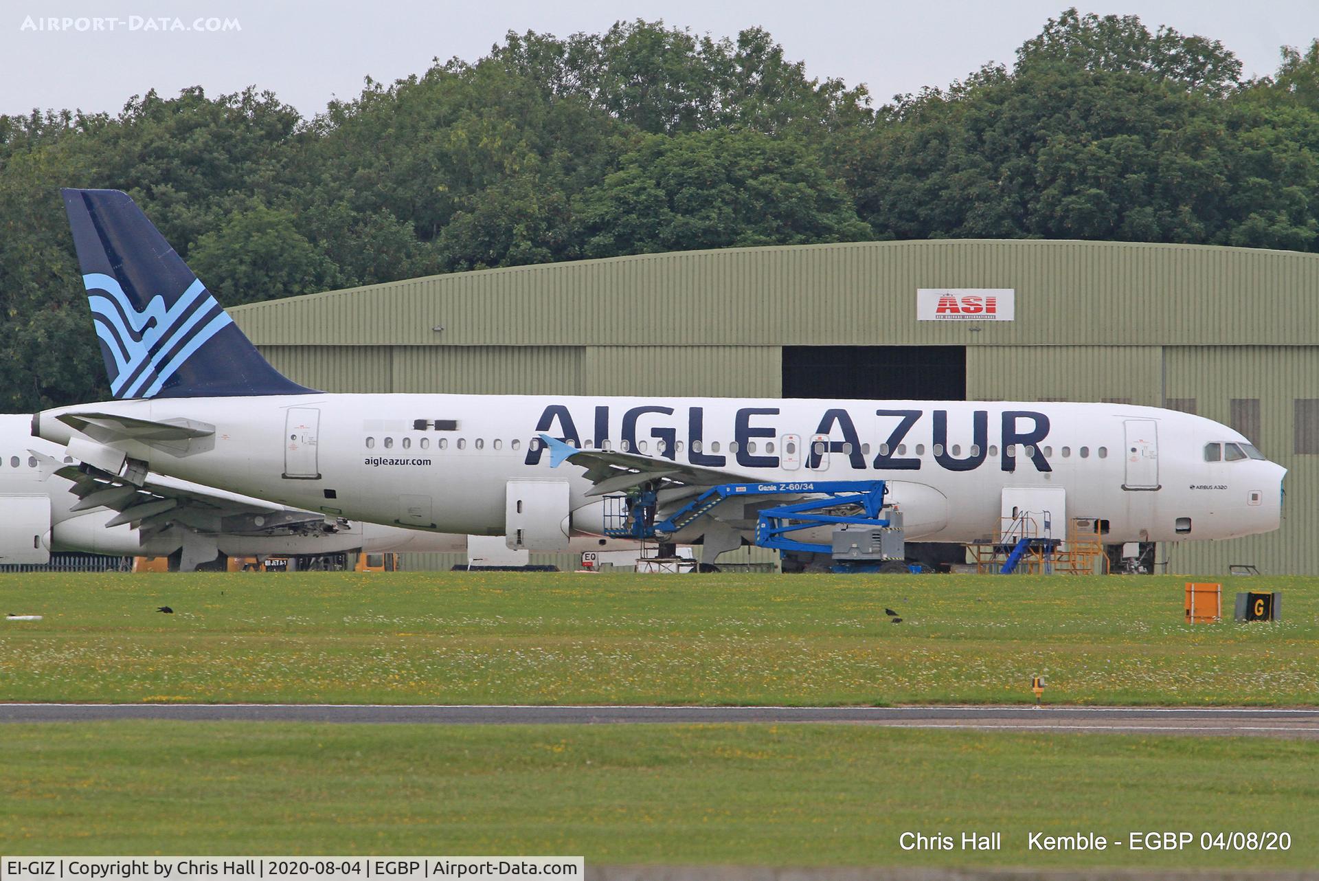 EI-GIZ, 2004 Airbus A320-214 C/N 2180, Kemble