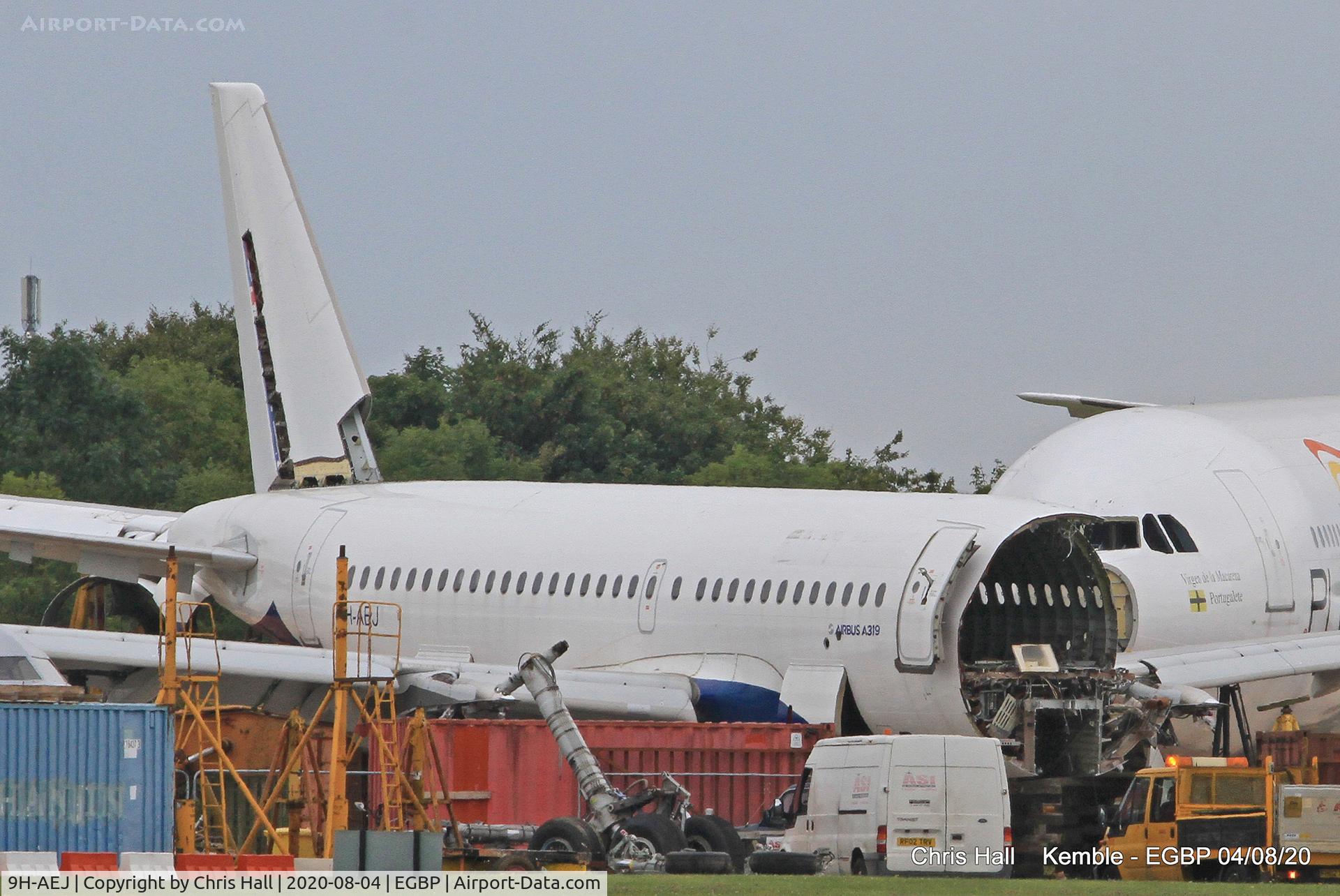 9H-AEJ, 2004 Airbus A319-112 C/N 2186, Kemble