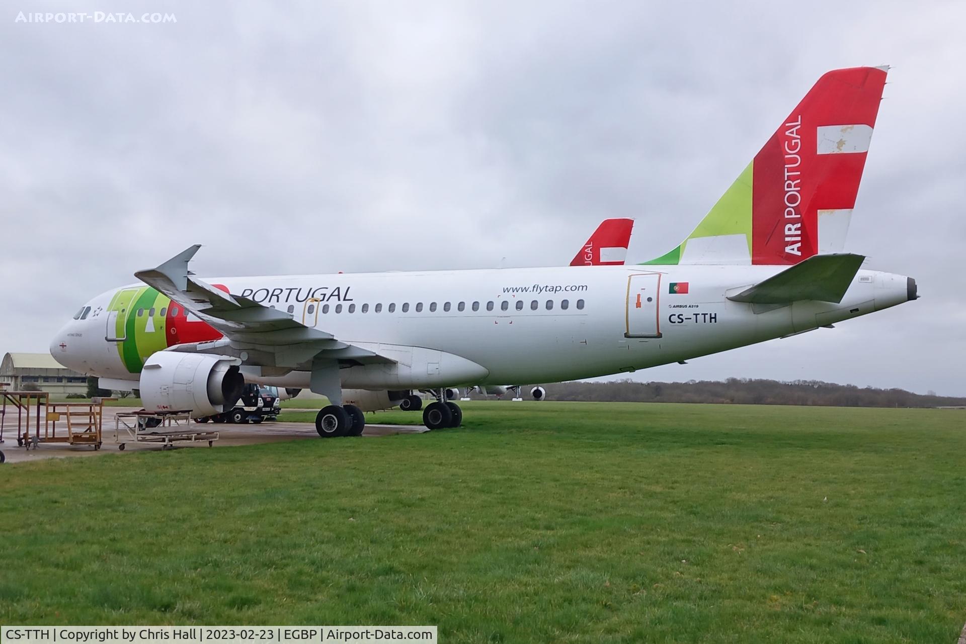 CS-TTH, 1998 Airbus A319-111 C/N 917, Kemble