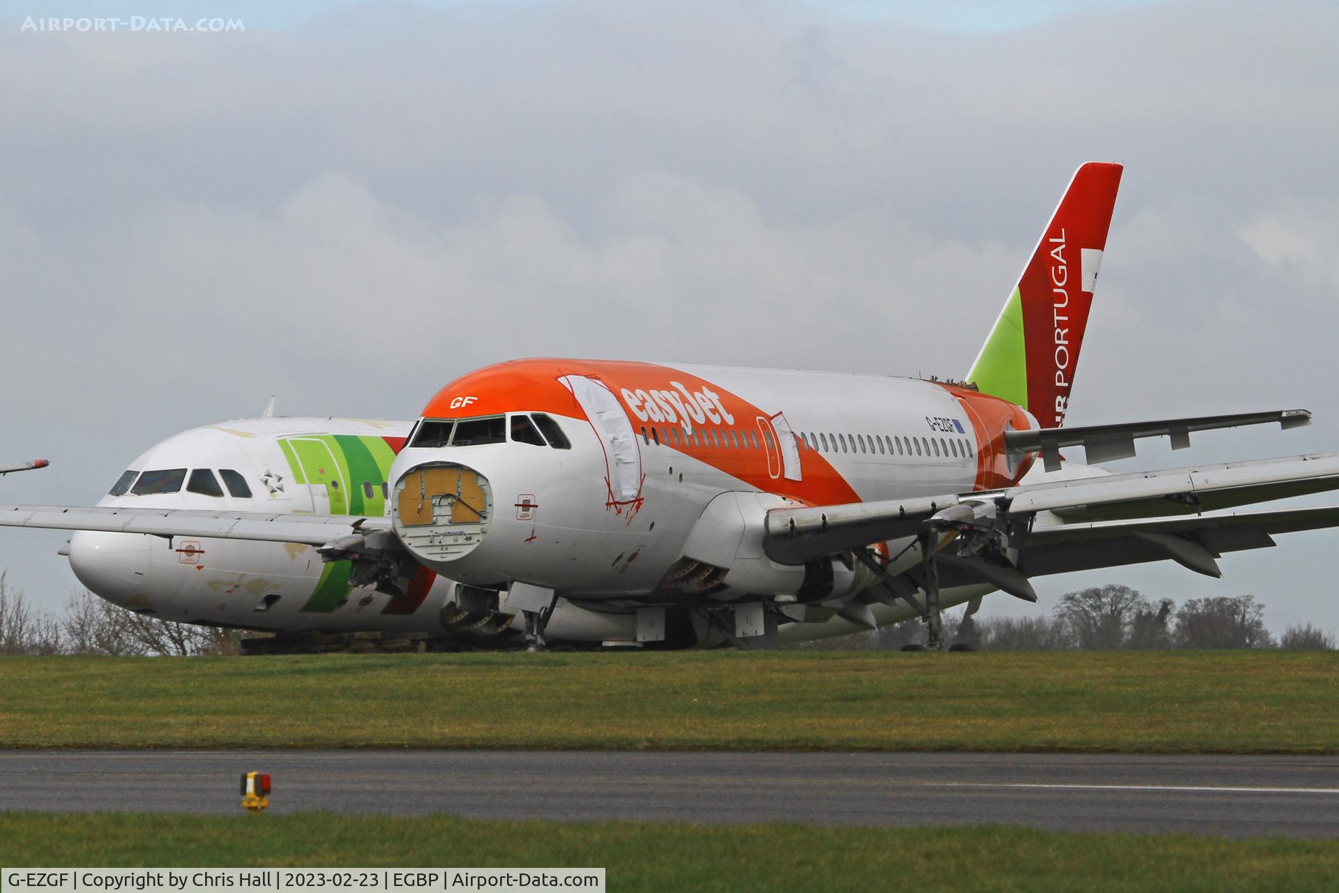 G-EZGF, 2011 Airbus A319-111 C/N 4635, Kemble