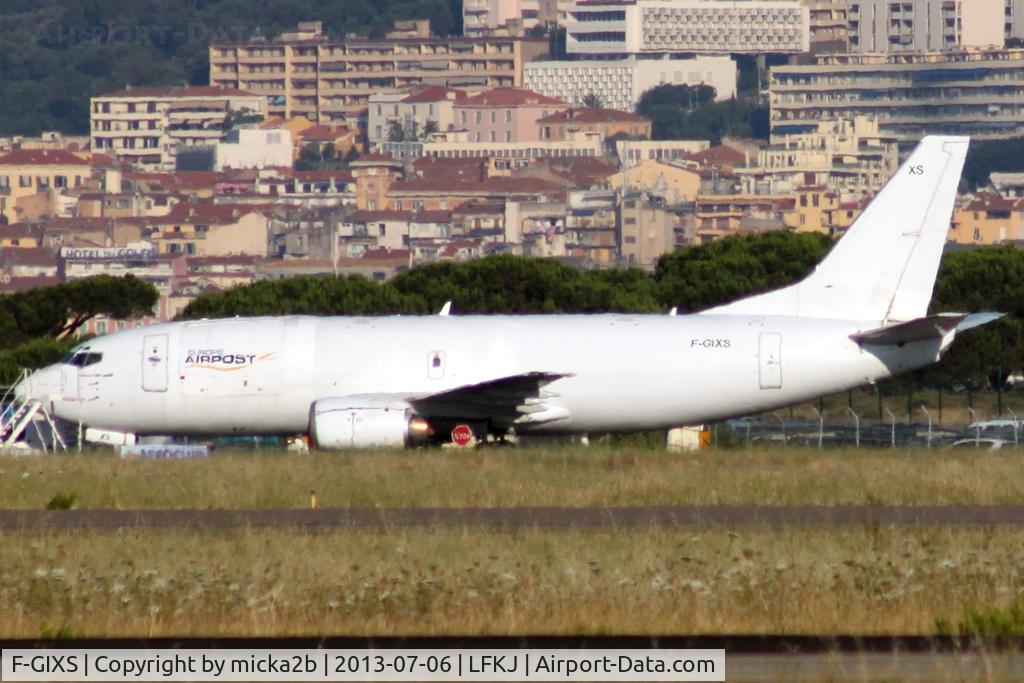F-GIXS, 1994 Boeing 737-36QCF C/N 27347, Parked