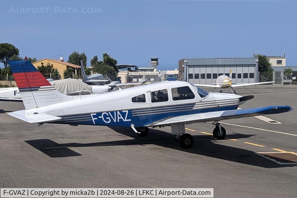F-GVAZ, Piper PA 28-181 Archer II C/N 2890185, Parked
