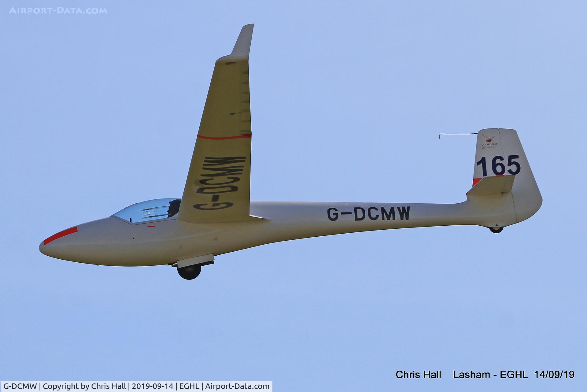 G-DCMW, 1971 Glasflugel Standard Libelle 201B C/N 242, Lasham
