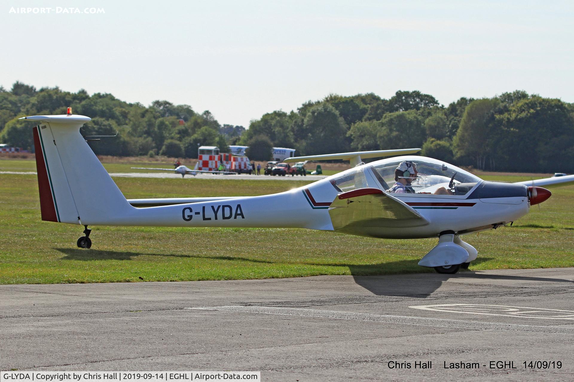 G-LYDA, 1983 Hoffmann H-36 Dimona C/N 3515, Lasham