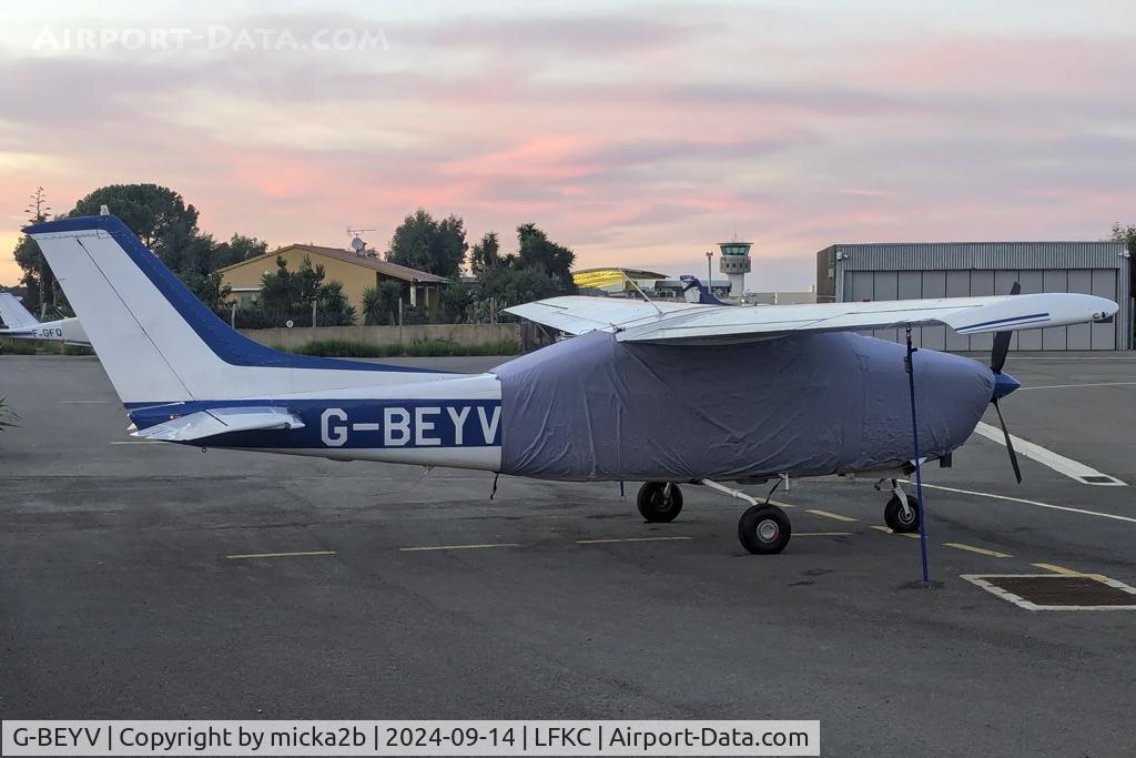 G-BEYV, 1977 Cessna T210M Turbo Centurion C/N 21061583, Parked