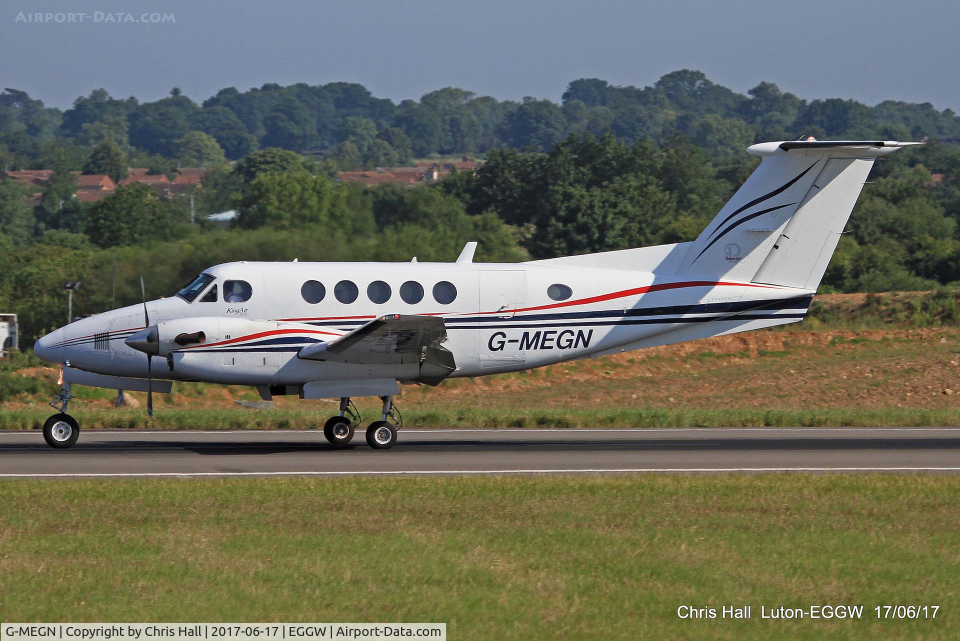 G-MEGN, 1995 Beech B200 Super King Air King Air C/N BB-1518, Luton