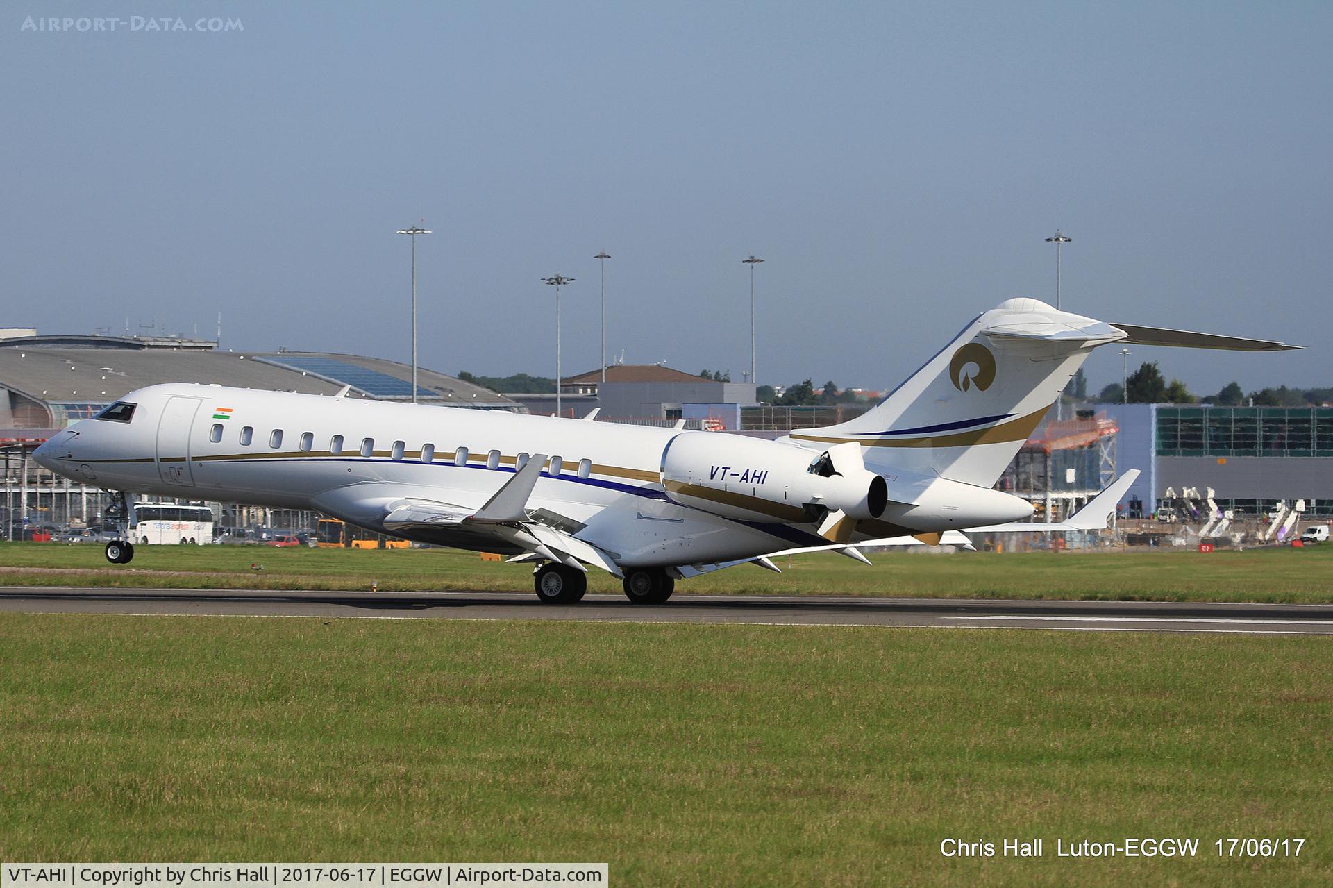 VT-AHI, Bombardier BD-700-1A11 Global 6000 C/N 9651, Luton