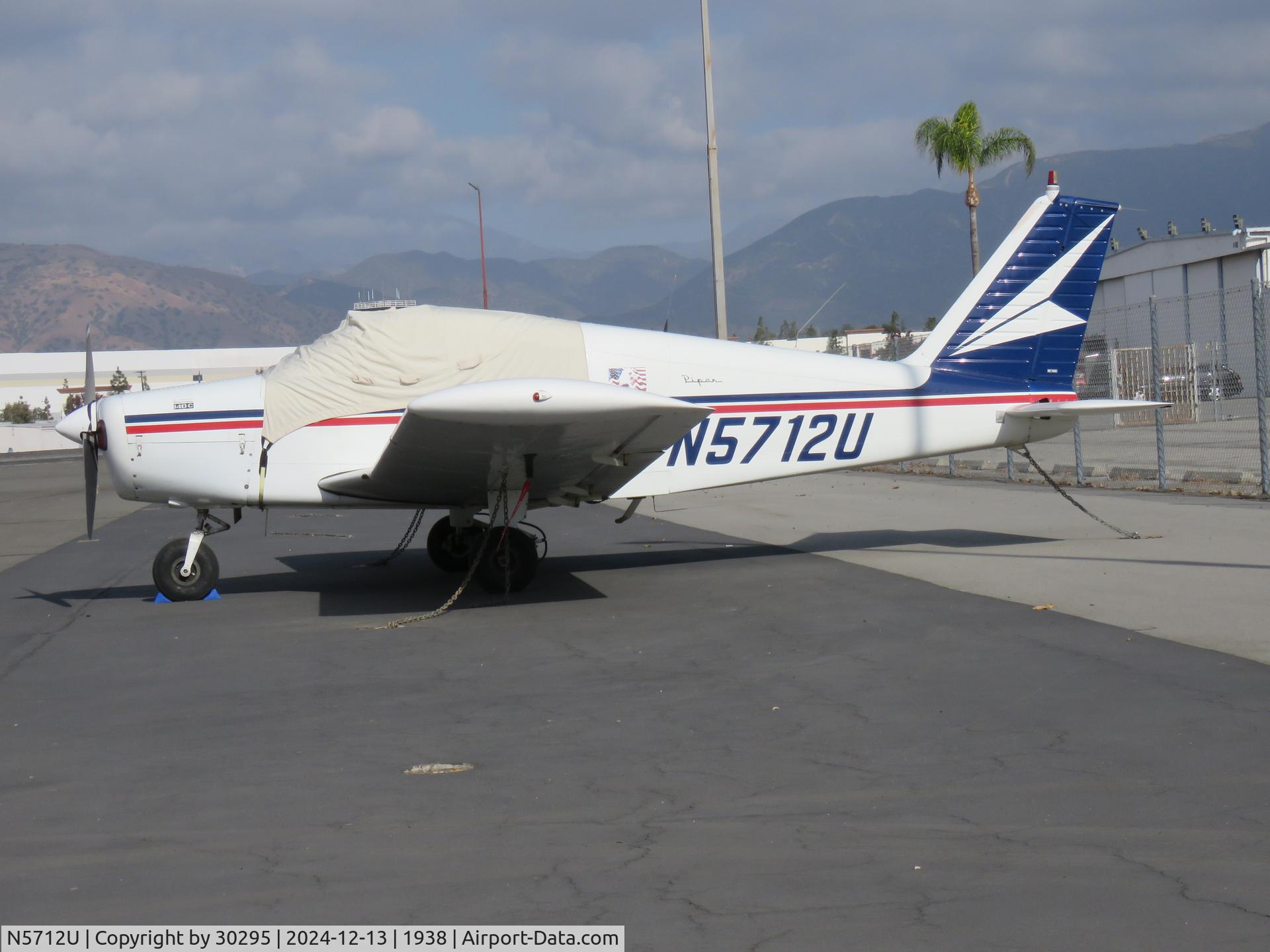 N5712U, 1969 Piper PA-28-140 C/N 28-26510, Parked