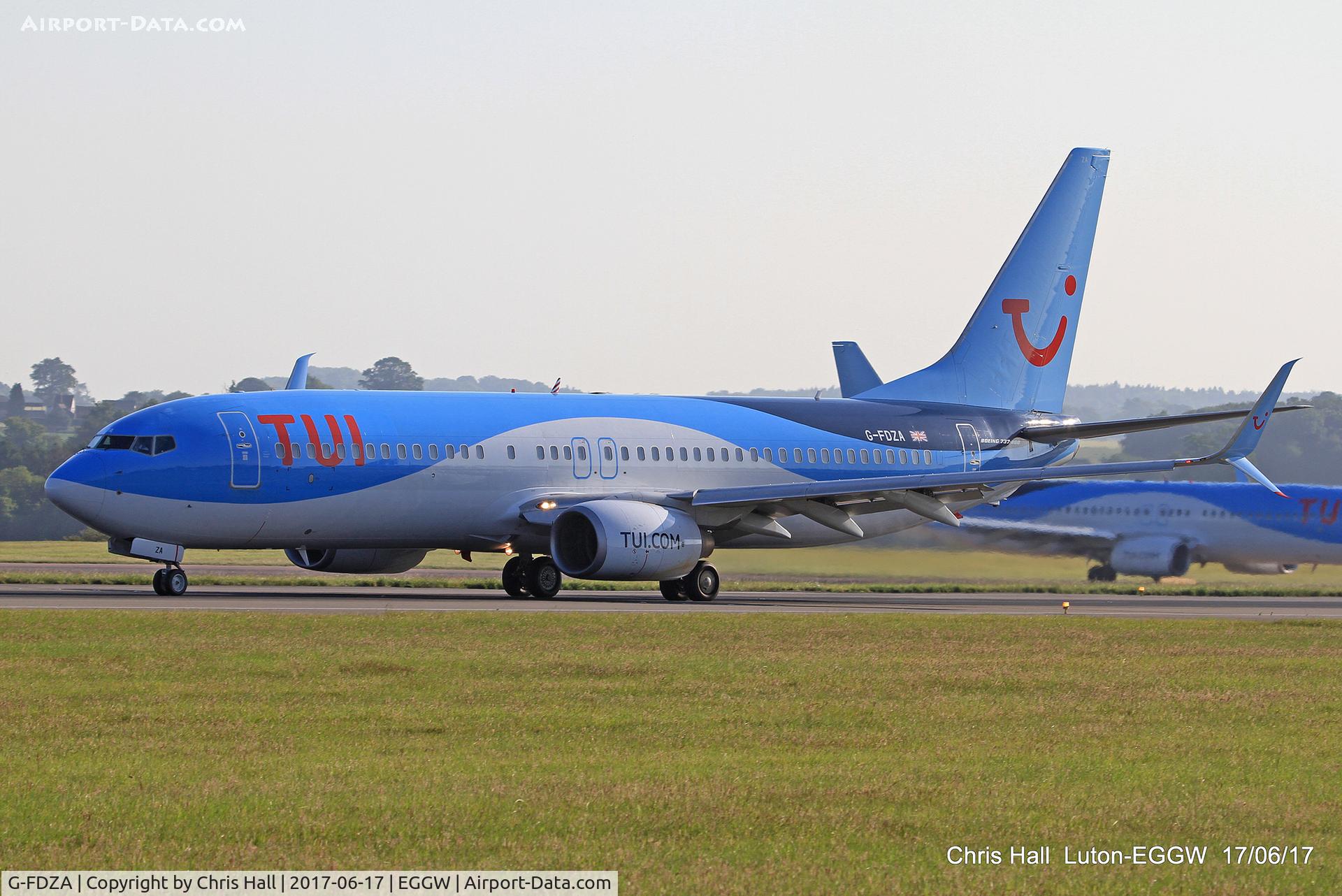G-FDZA, 2007 Boeing 737-8K5 C/N 35134, Luton
