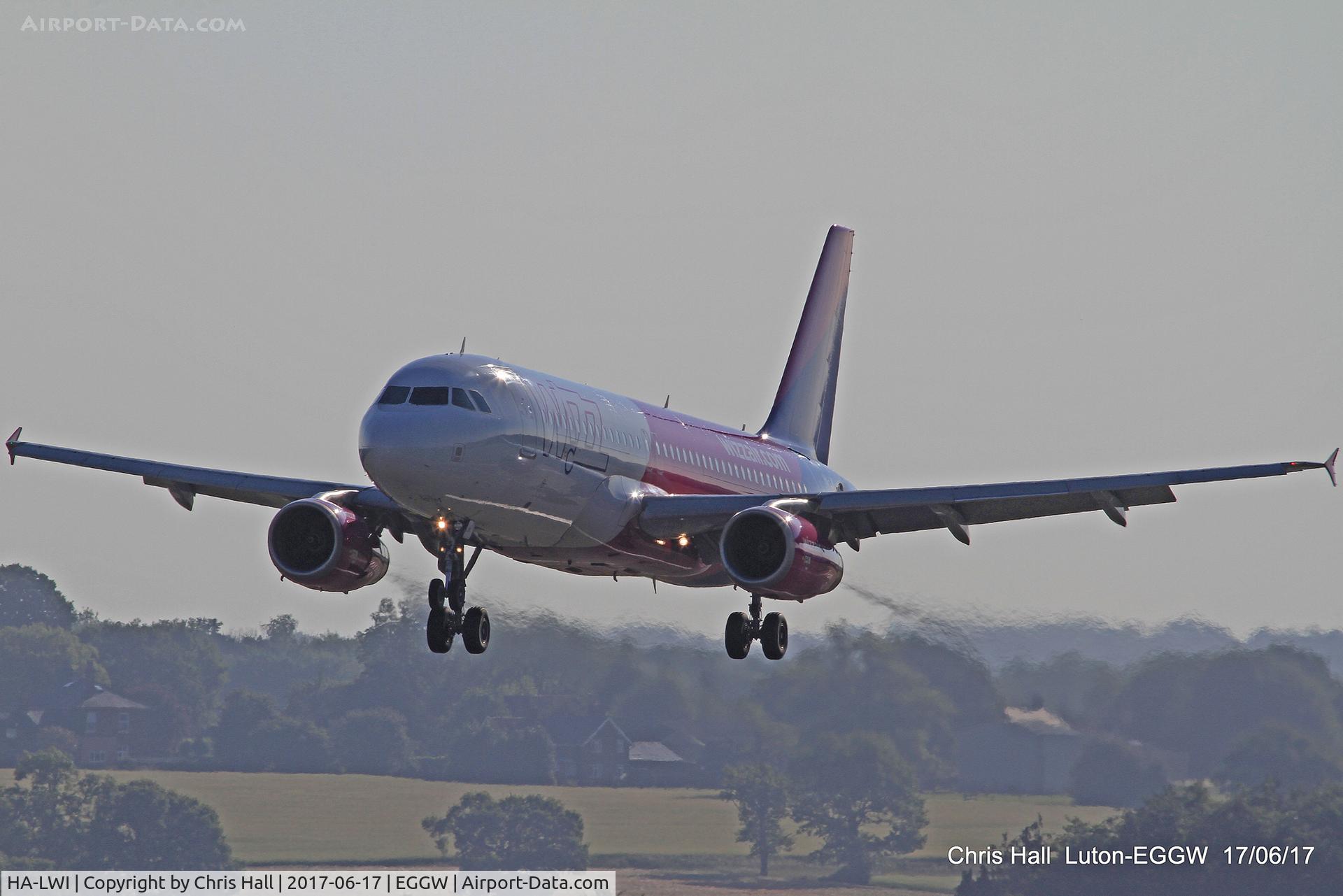 HA-LWI, 2011 Airbus A320-232 C/N 4628, Luton