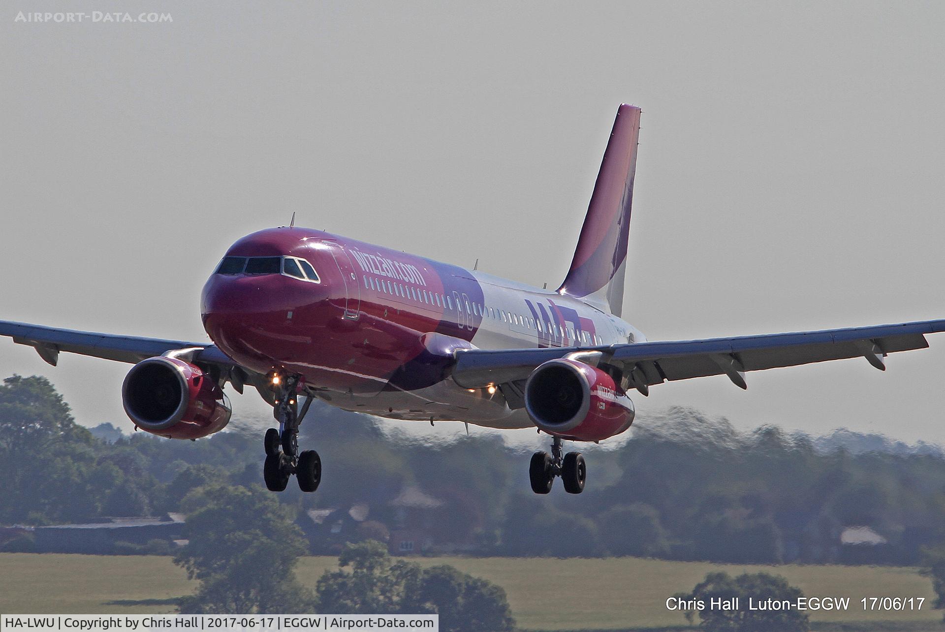HA-LWU, 2013 Airbus A320-232 C/N 5617, Luton