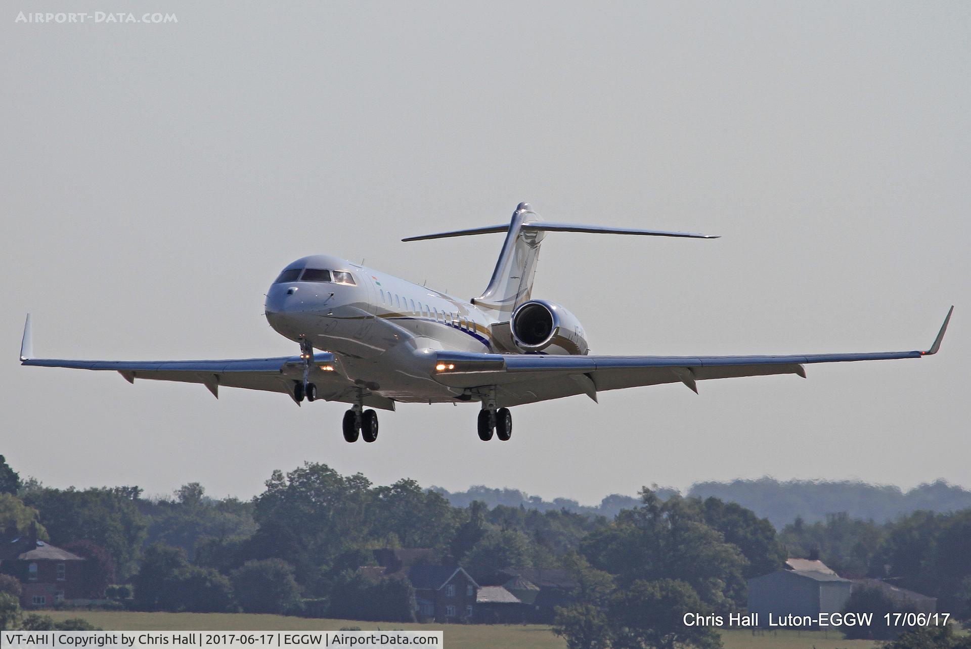 VT-AHI, Bombardier BD-700-1A11 Global 6000 C/N 9651, Luton