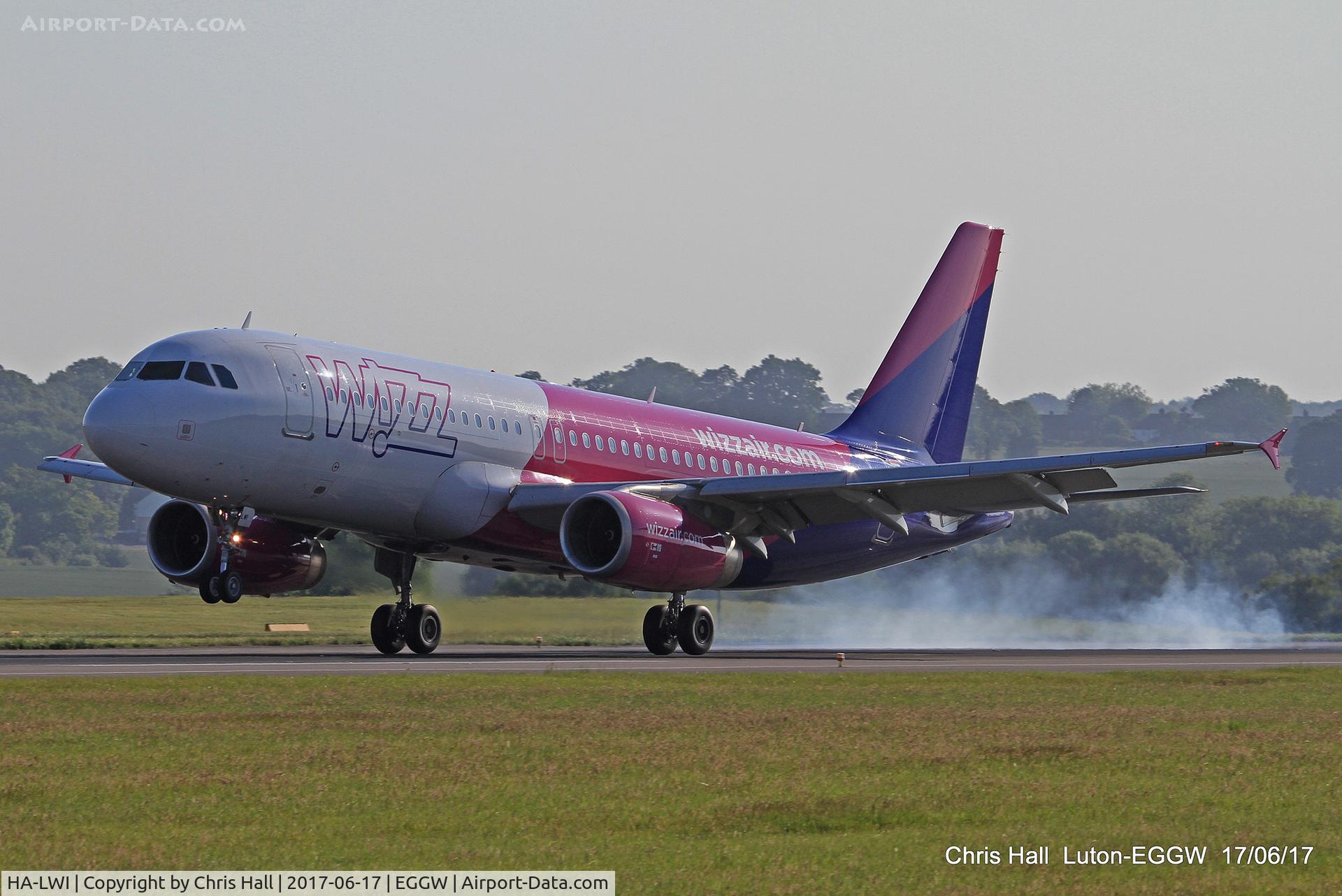 HA-LWI, 2011 Airbus A320-232 C/N 4628, Luton