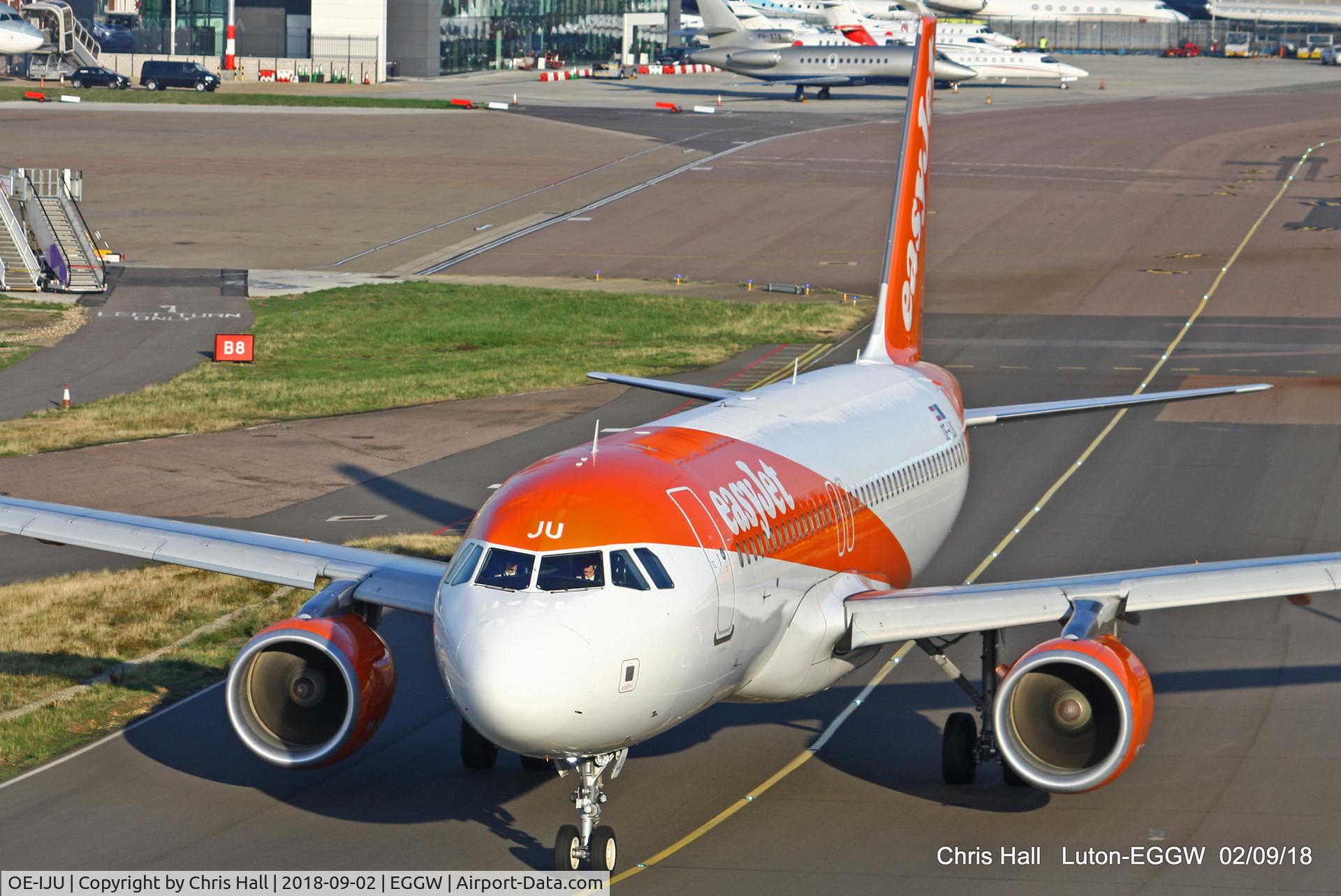 OE-IJU, 2016 Airbus A320-214 C/N 7460, Luton