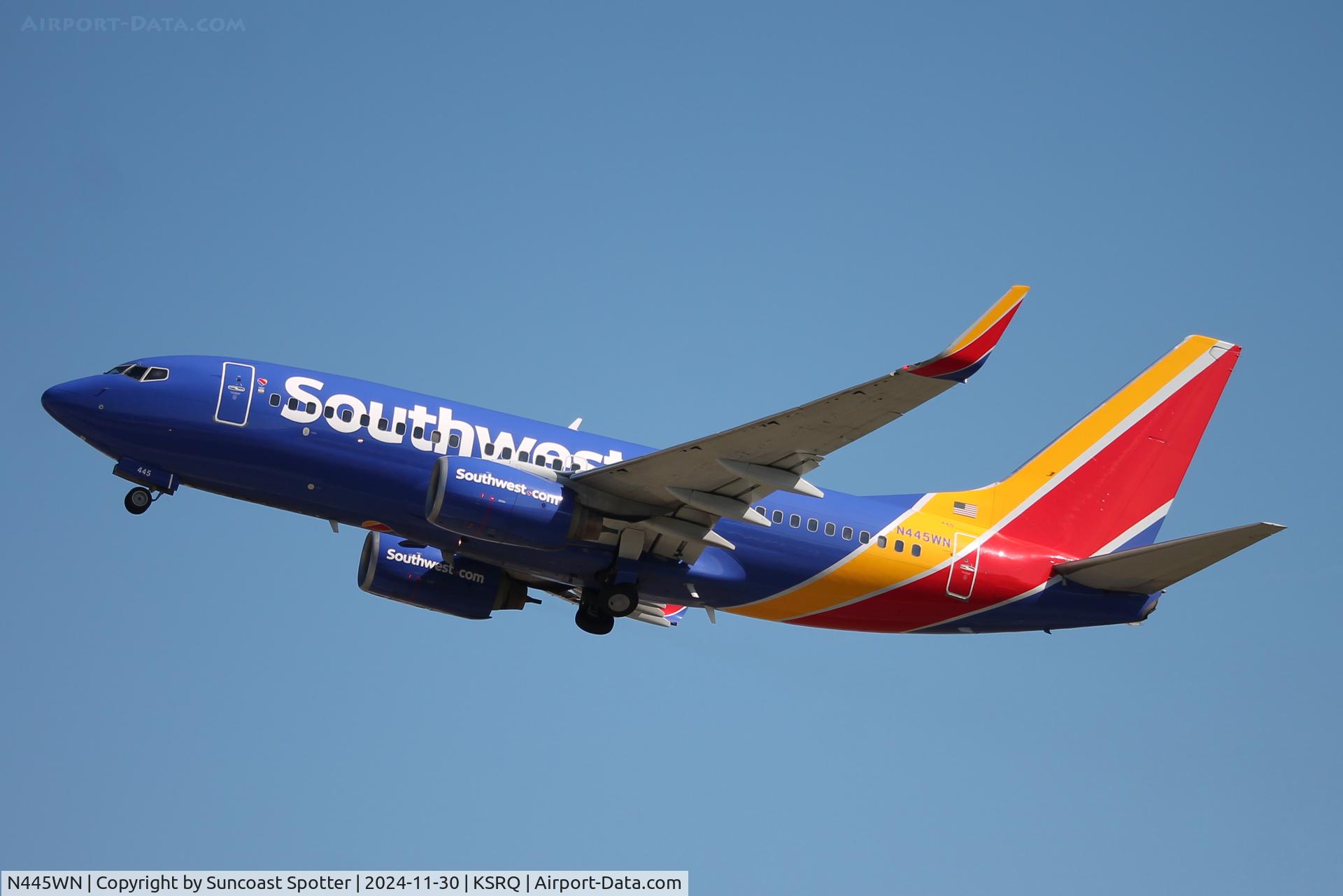 N445WN, 2003 Boeing 737-7H4 C/N 29841, Southwest Flight 277 departs Runway 32 at Sarasota-Bradenton International Airport enroute to Chicago-Midway International Airport
