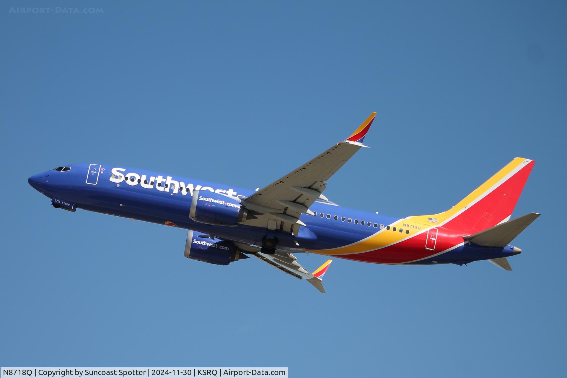 N8718Q, 2018 Boeing 737-8 MAX C/N 42546, Southwest Flight 4122 departs Runway 32 at Sarasota-Bradenton International Airport enroute to Buffalo-Niagara International Airport