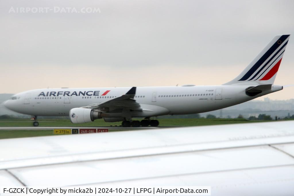 F-GZCK, 2003 Airbus A330-203 C/N 516, Taxiing
