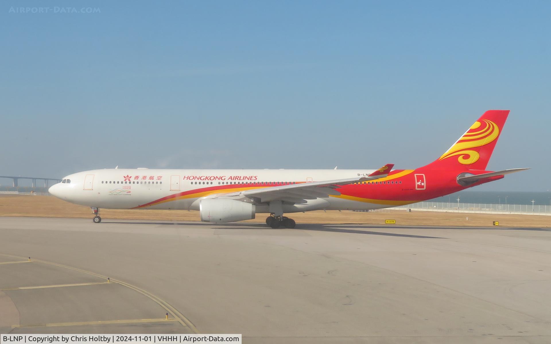 B-LNP, 2013 Airbus A330-343X C/N 1398, Ready for take-off at Hong Kong International