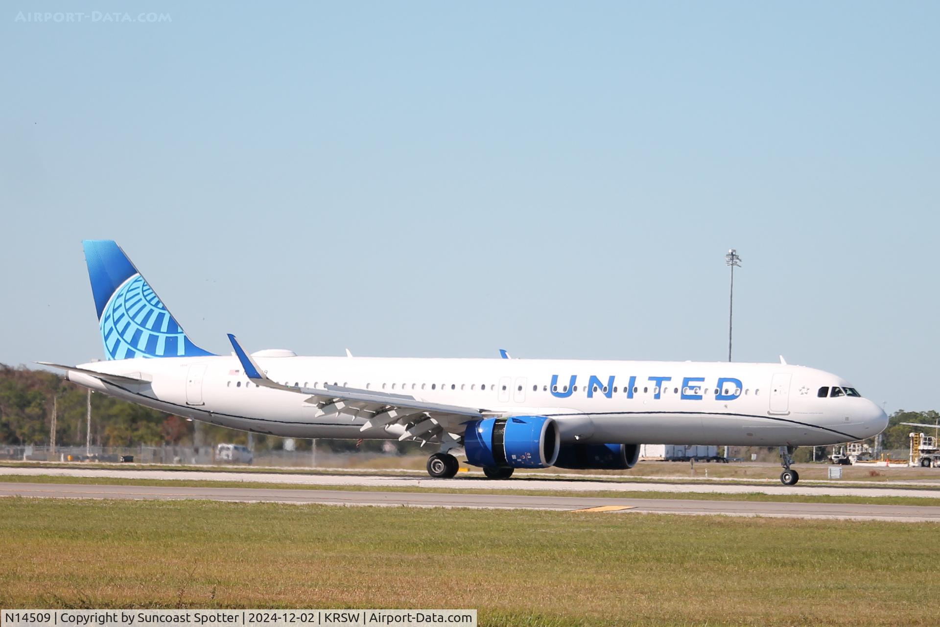 N14509, 2024 Airbus A321-271 NX C/N 11901, United Flight 335 arrives on Runway 6 at Southwest Florida International Airport following flight from Chicago-O’Hare International Airport