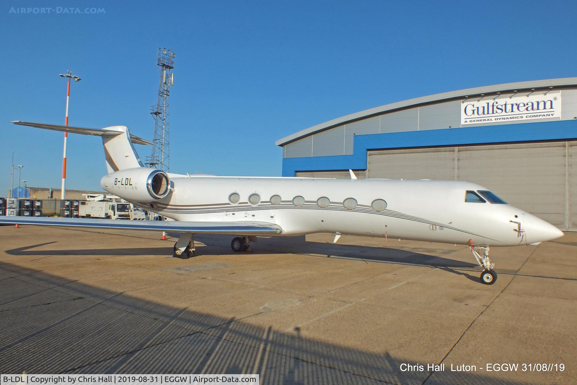 B-LDL, 2011 Gulfstream Aerospace GV-SP (G550) C/N 5335, Luton