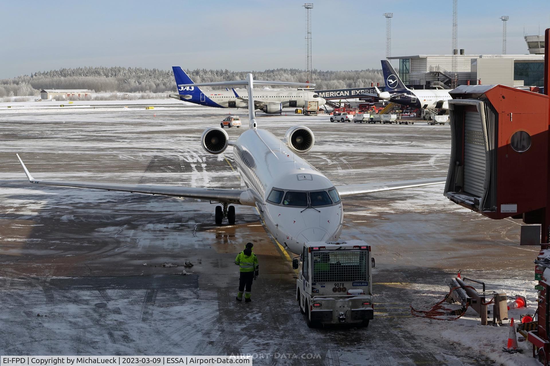 EI-FPD, 2016 Bombardier CRJ-900LR (CL-600-2D24) C/N 15401, At Arlanda