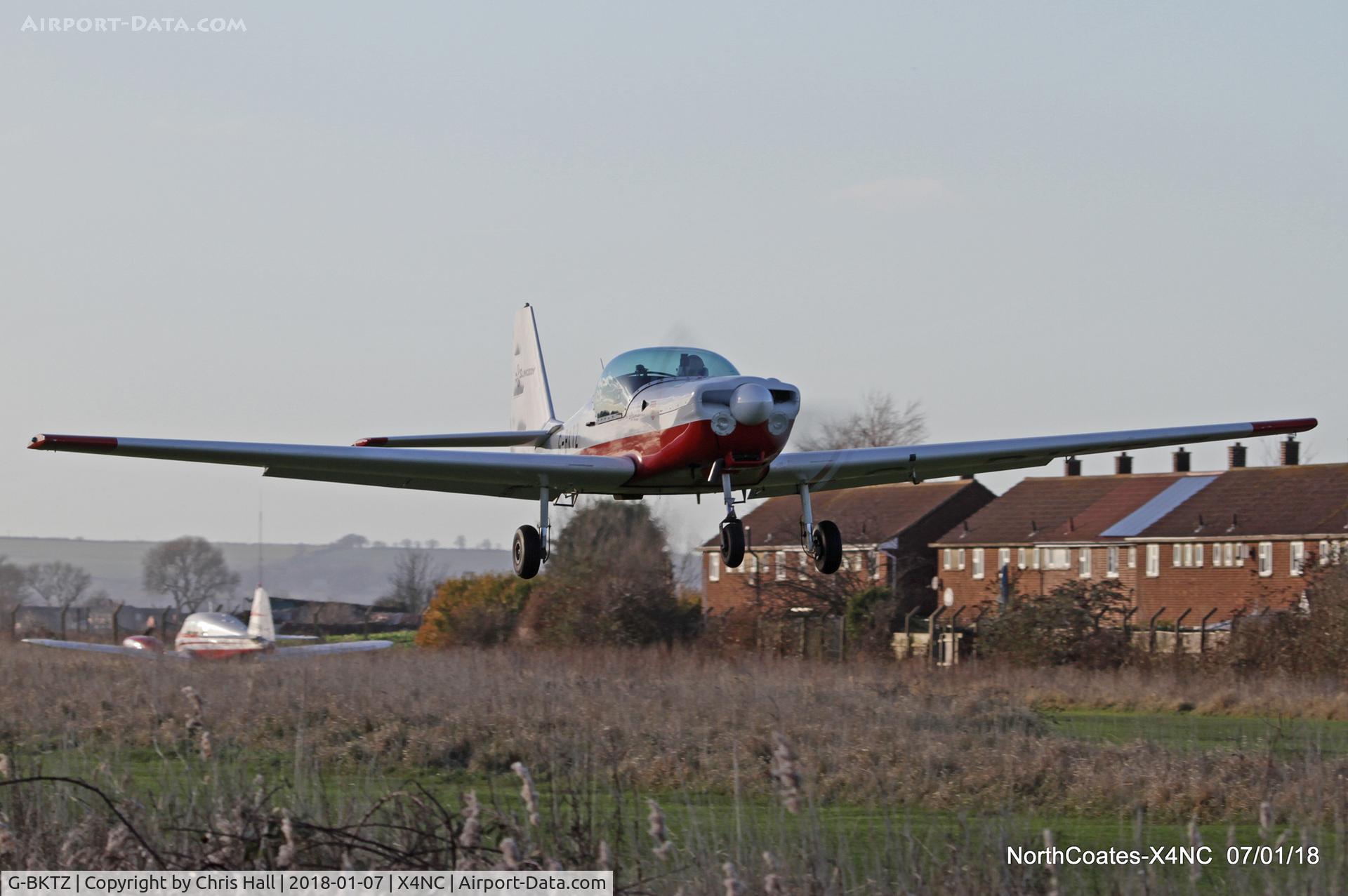 G-BKTZ, 1983 Slingsby T-67M Firefly C/N 2004, North Coates