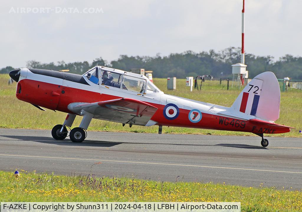 F-AZKE, 1951 De Havilland DHC-1 Chipmunk T.10 C/N C1/0519, Taxiing for a new flight...