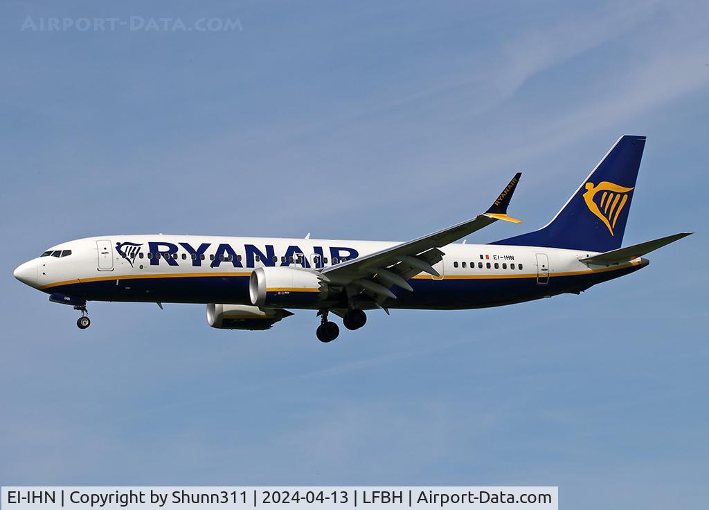 EI-IHN, 2023 Boeing 737 MAX 8-200 C/N 62356, On landing...