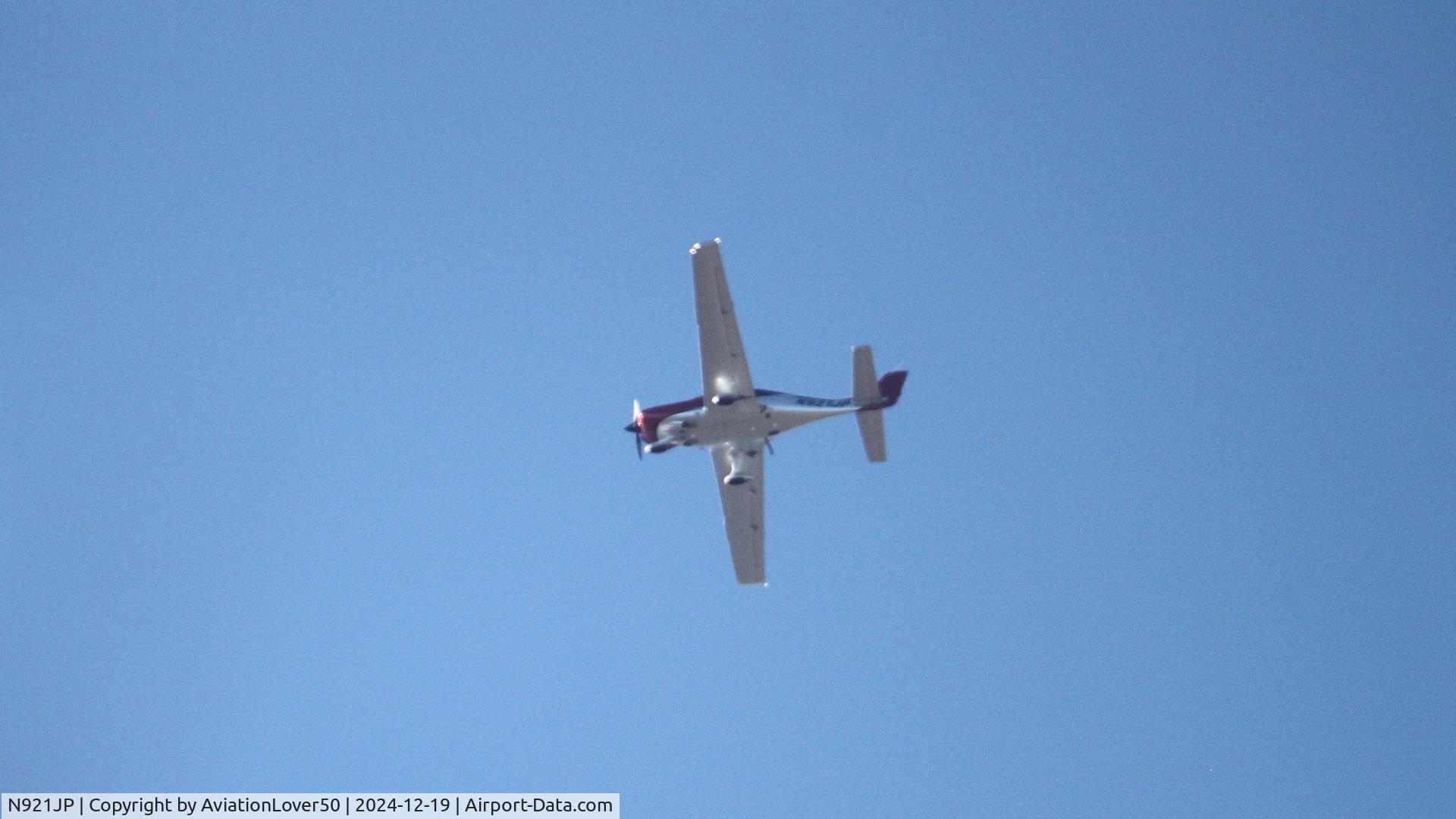 N921JP, Peterein John D T-BIRD I C/N 7135, SR22T